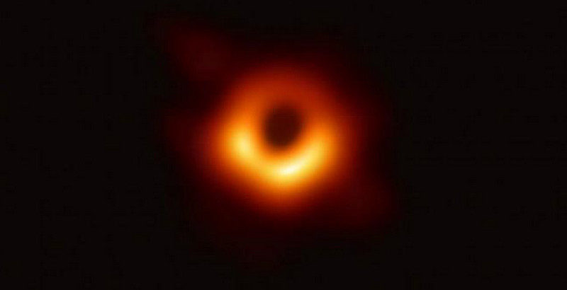 El agujero negro y su imagen se convierten en noticia Viral